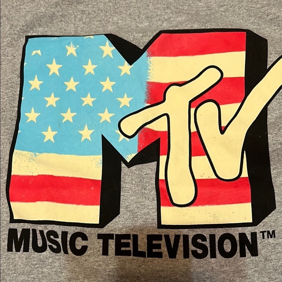 MTV Gray Short Sleeve Tee - Picture 2 of 5